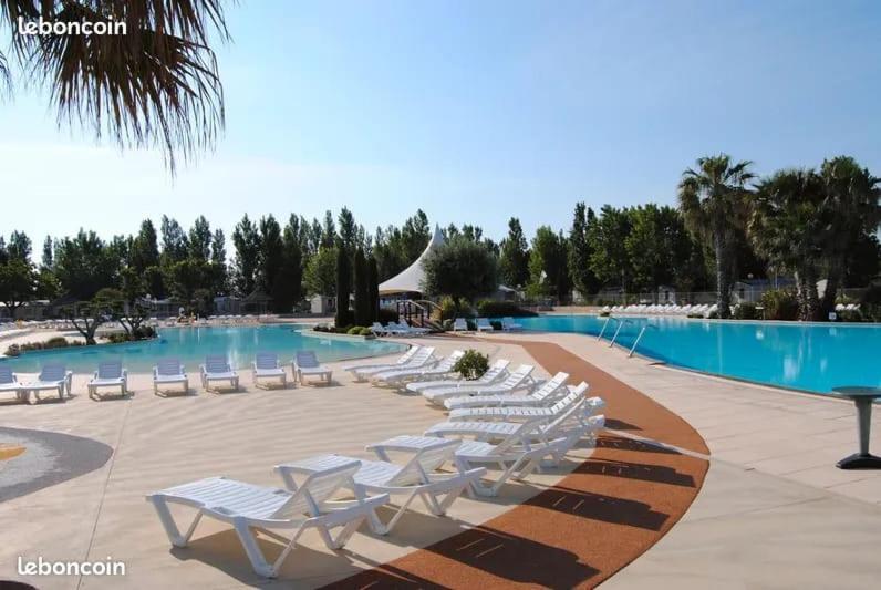 Camping Carabasse Vias Plage. 외부 사진